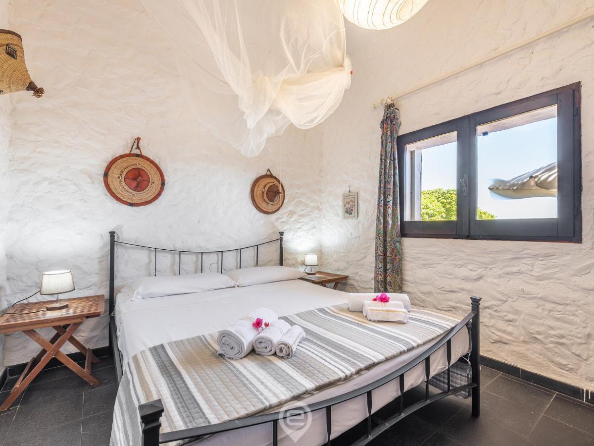 House Eleonora - Villaggio Polifemo Cala Sapone Esterno foto