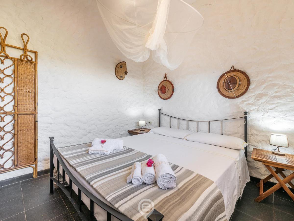 House Eleonora - Villaggio Polifemo Cala Sapone Esterno foto